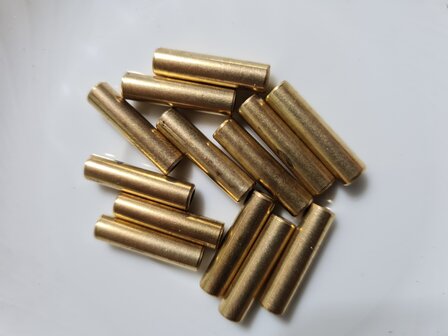 Metalen buisjes 19x4,5mm gat 3 mm goudkleurig