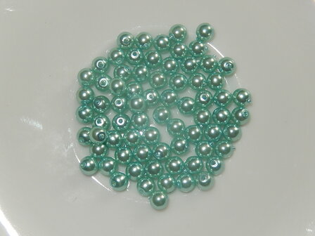 P4204 Glasparel mint rond 4 mm