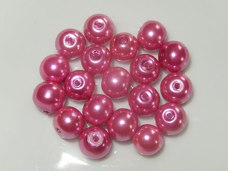 P6116 Glasparel fuchsia rond 8 mm