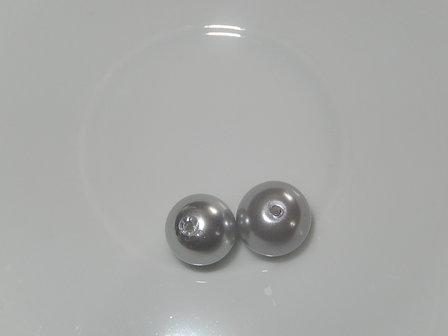 P1411 Glasparel zilvergrijs rond 10 mm