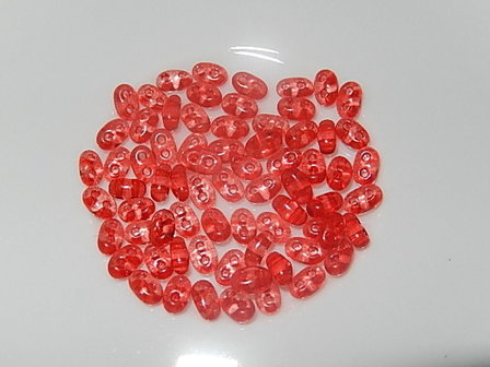 T1311 Tsjechische glaskraal 10 gr preciosa twin rood  2,5x5 mm