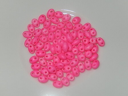 T1302 Tsjechische glaskraal 10 gr preciosa twin neonroze  2,5x5 mm