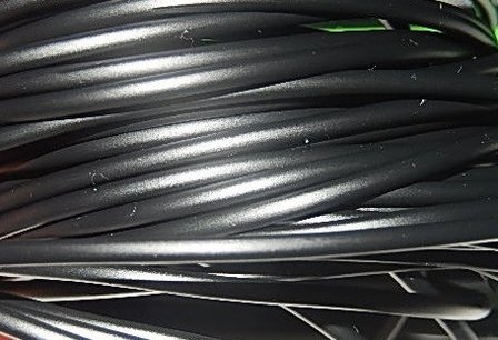 D1101 Rubberkoord 2 mm zwart gatmaat 1 mm