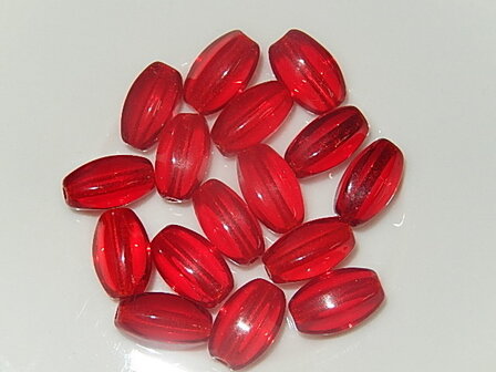 B2208 Glaskraal rood ovaal met 6 vlakken 11x6 mm