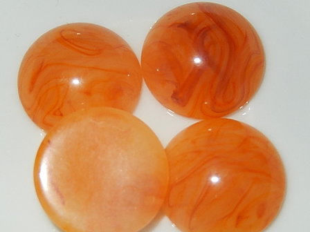 CBK812R24V Kunststof vintage cabochon gemarmerd gebrand oranje met goudgeel rond 24 mm