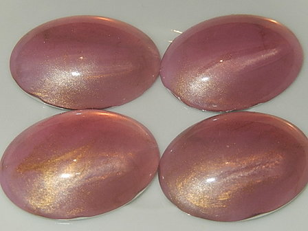 CBK617O30V Kunststof vintage cabochon parelmoer roze met goud ovaal 30x22 mm