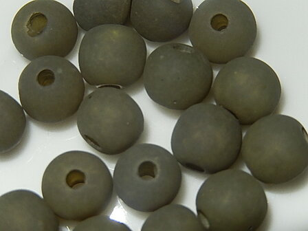S0507 Resin kraal 1 st rond 8 mm mat olive green